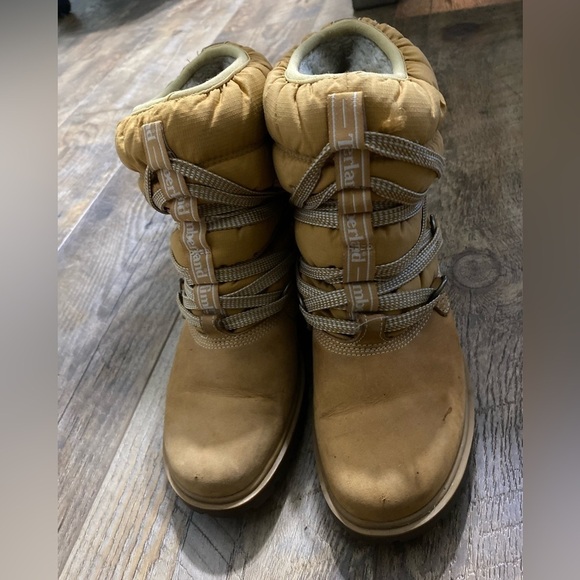 Timberland Shoes - Timberland 650 Leather Fleece Boots Women’s Size 6